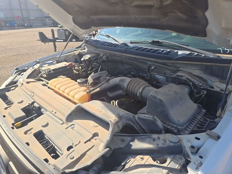 2015-ford-f150-xlt-image-18