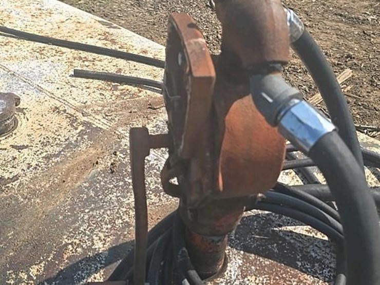 #140-•-fuel-tank-image-10