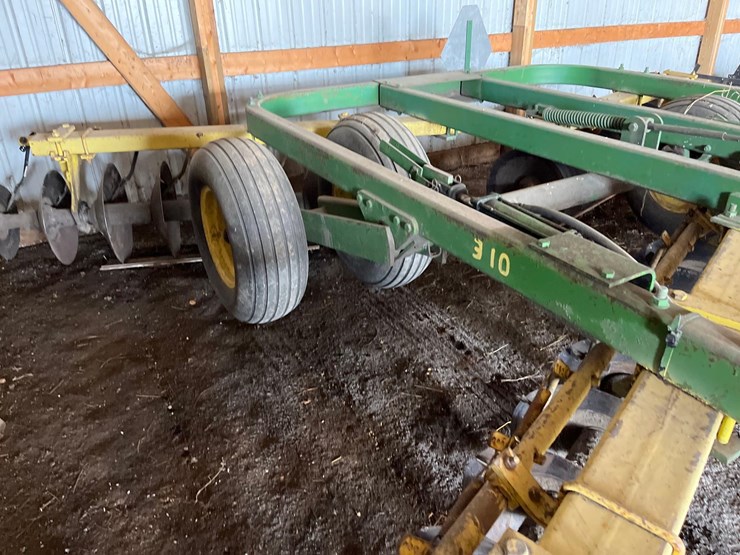 john-deere-310-image-13