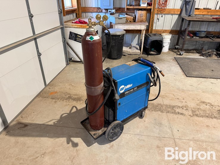 miller-millermatic-250-cv-dc-wire-feed-welder-image-5