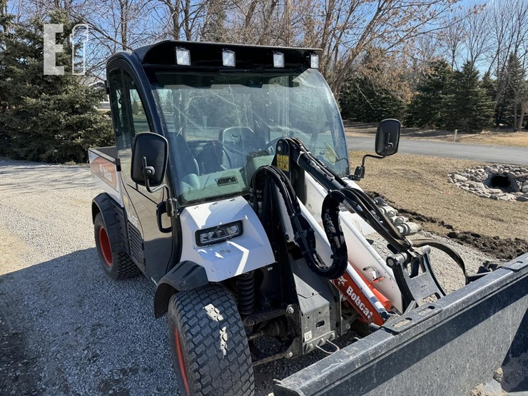 2022-bobcat-toolcat-uw56-image-6