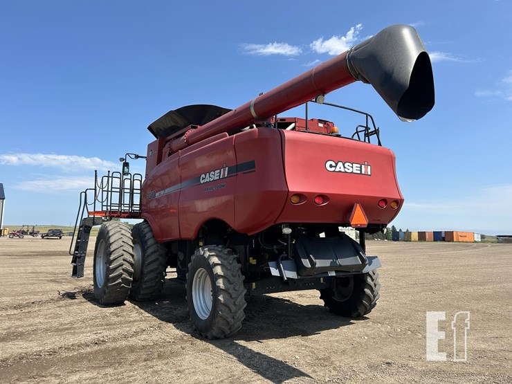 2007-case-ih-7010-image-11