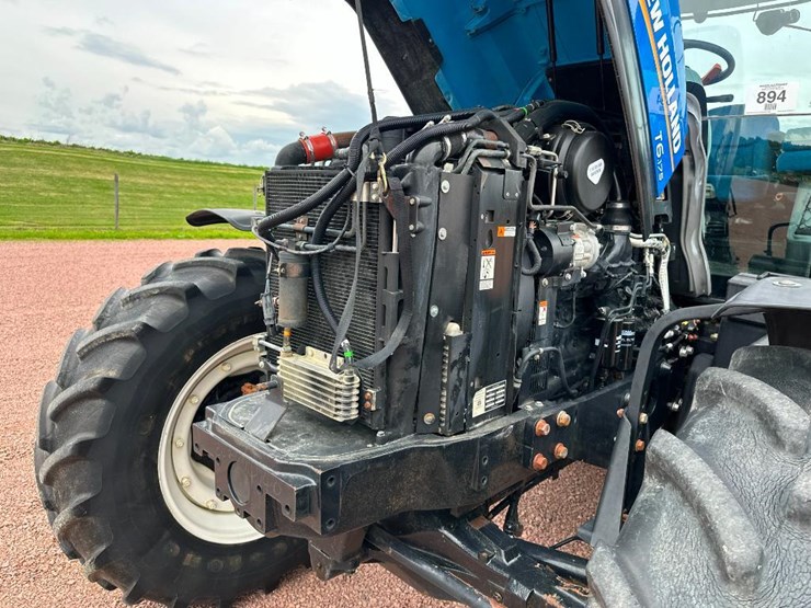 2014-new-holland-t6.175-image-36