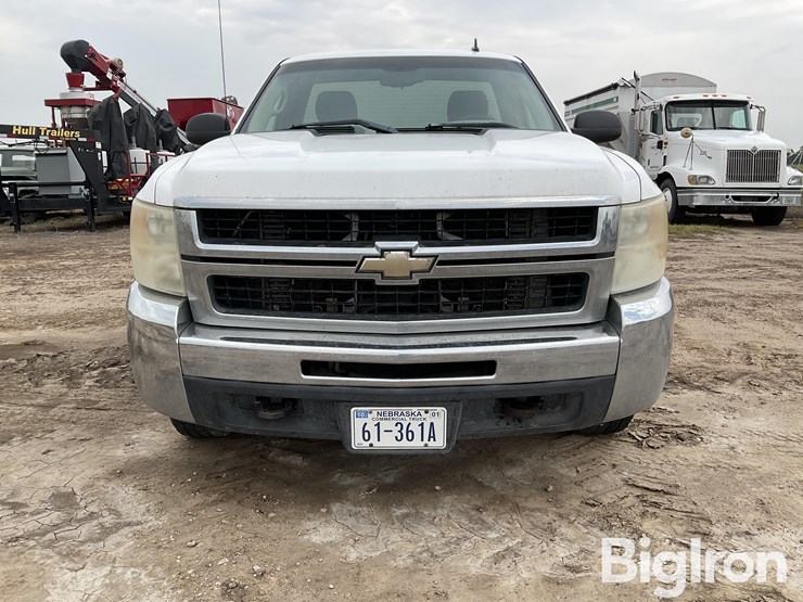 2008-chevrolet-silverado-2500-image-11