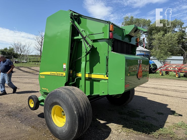 john-deere-568-image-4