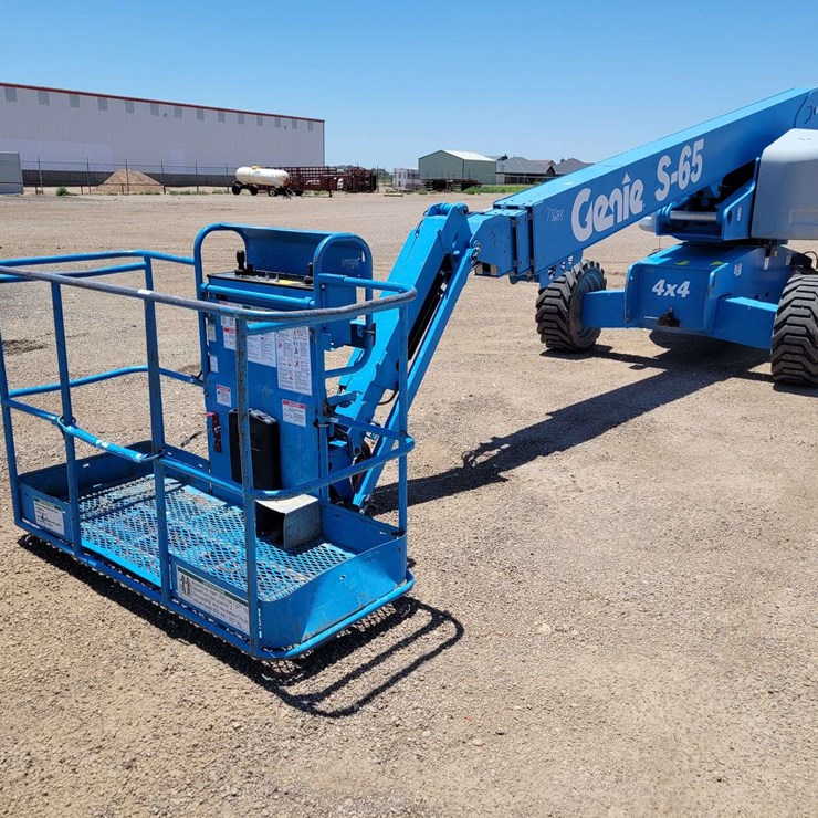 2010 GENIE S65
