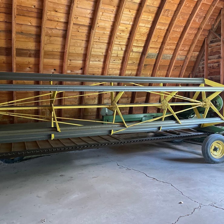 John Deere Swather