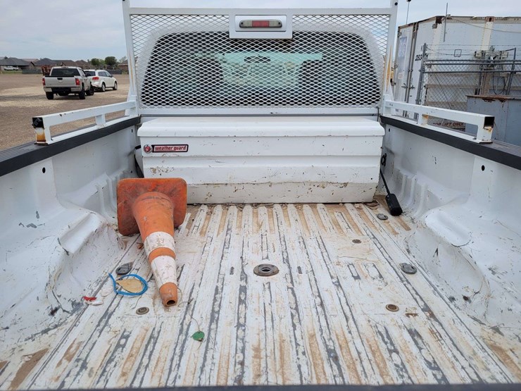 2011-ford-f350-image-5