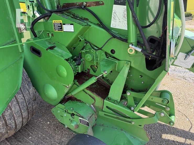 john-deere-568-image-18