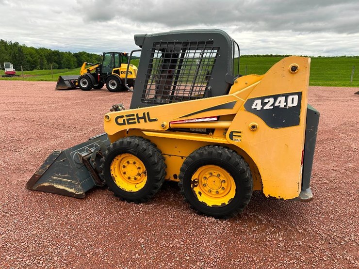 gehl-4240e-image-6