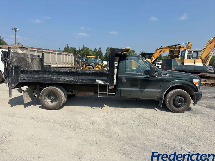 2012-ford-f350-xl-image-8