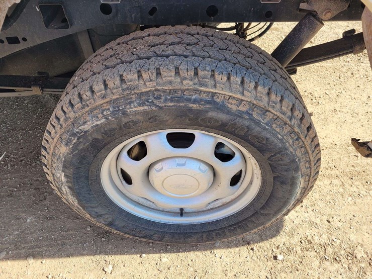 2017-ford-f150-image-21