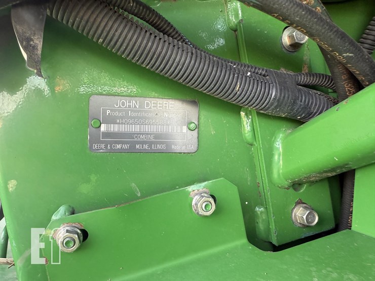 2002-john-deere-9560-sts-image-33