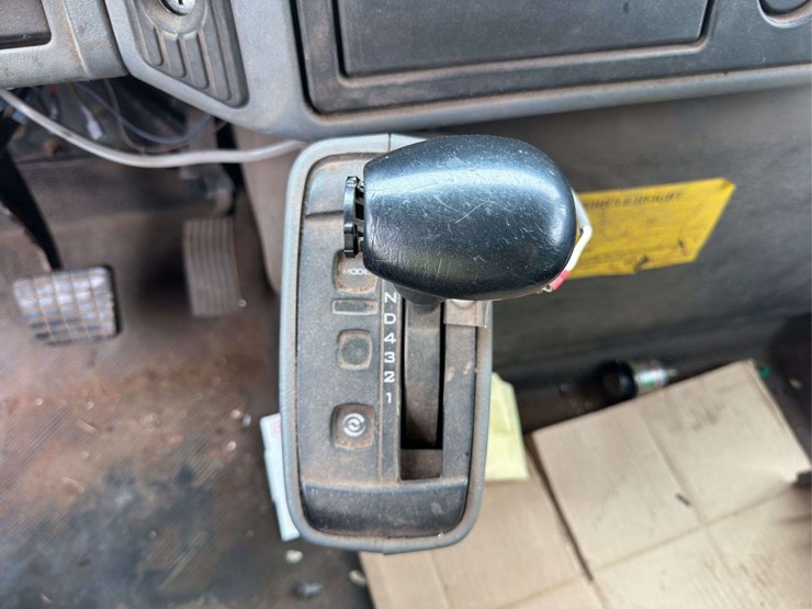 2005-international-durastar-4400-image-20