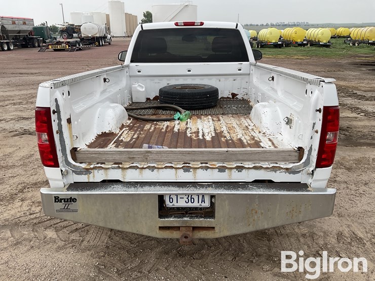 2008-chevrolet-silverado-2500-image-19