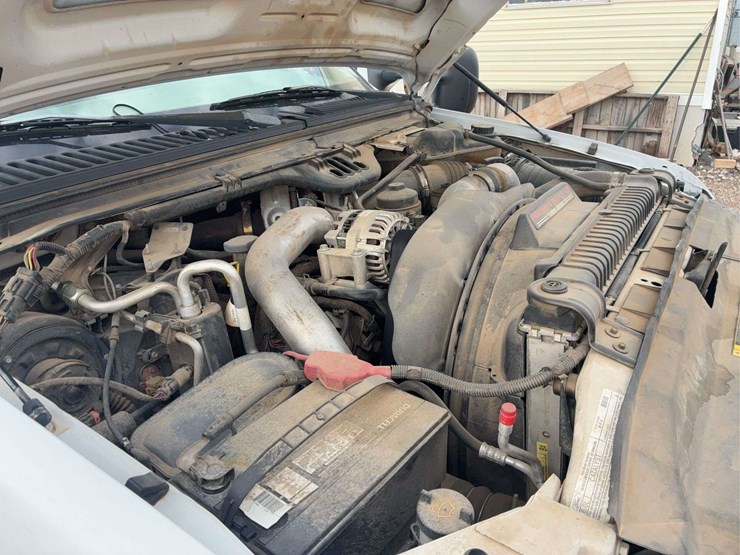 2005-ford-f350-image-21