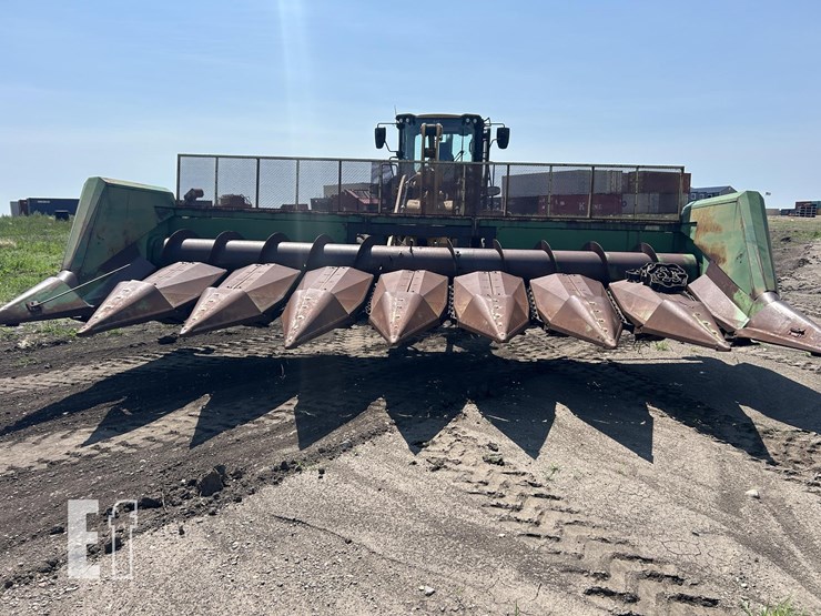 john-deere-853-image-2