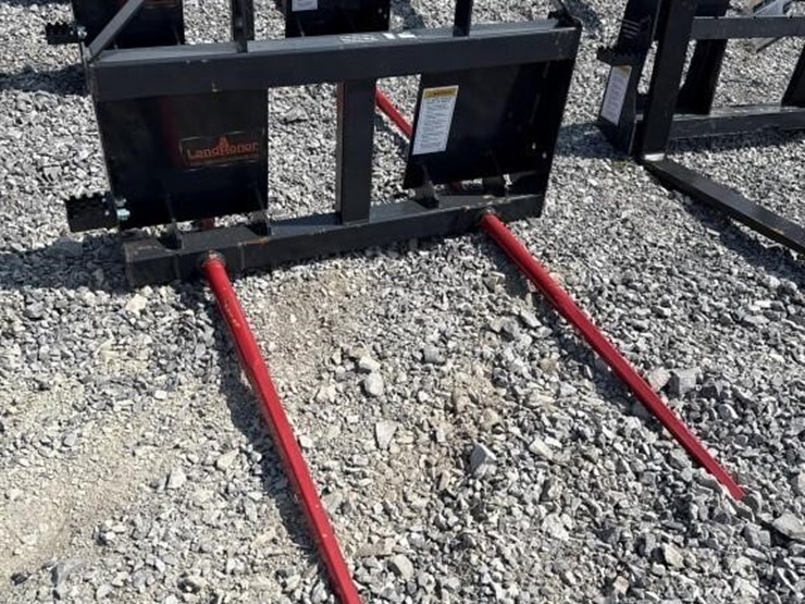 land-honor-skid-steer-bale-spear-image-1