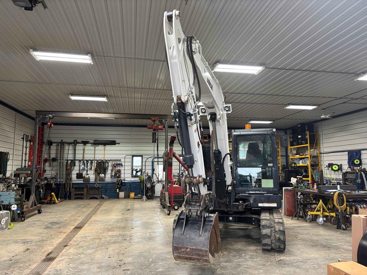 2016-bobcat-e85-image-2