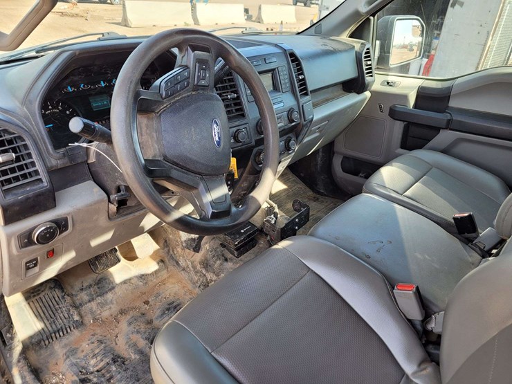 2017-ford-f150-image-9