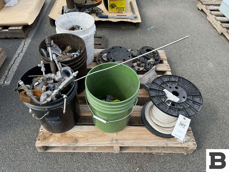 misc.-threaded-valves,-pipes-and-connectors-image-1