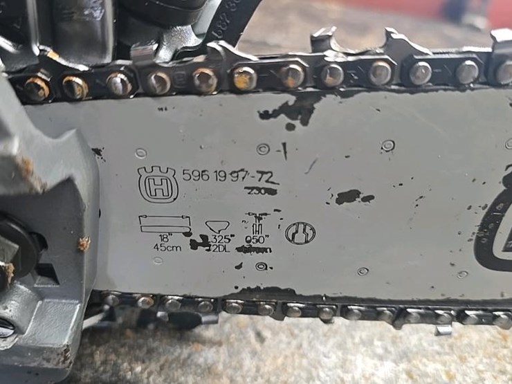 #100-•-2023-husqvarna-550-xp-chain-saw-image-11