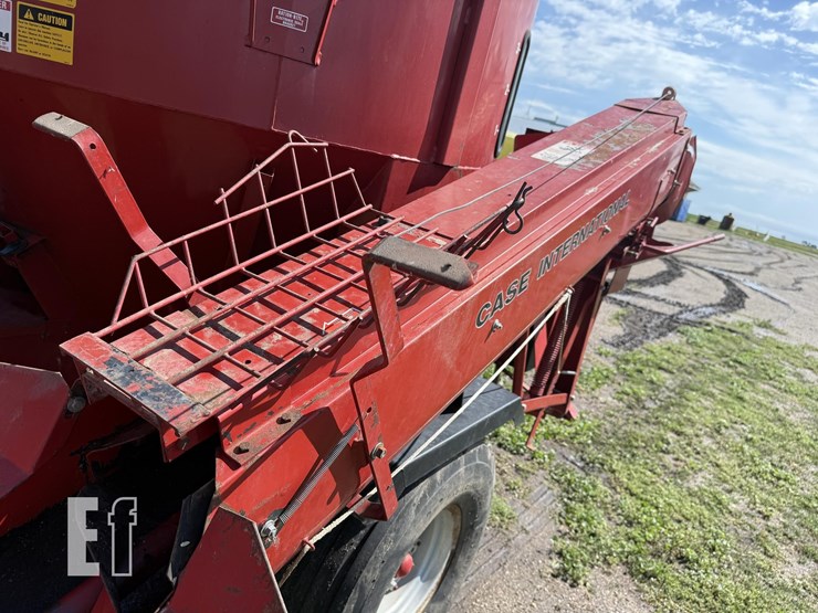 case-ih-1250-image-17