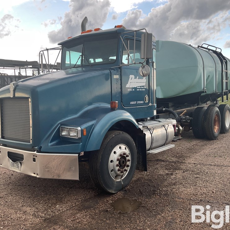 1993 KENWORTH T450