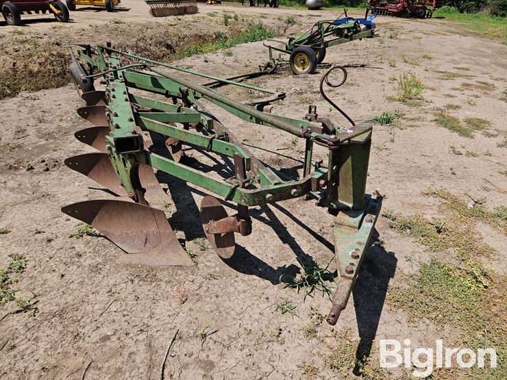 john-deere-5-image-8