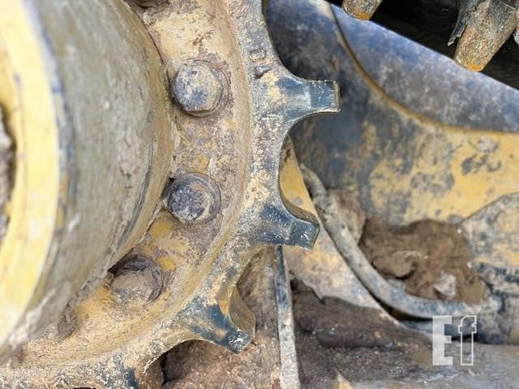 2021-caterpillar-259d3-image-23