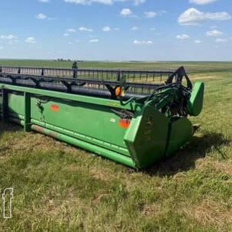 2010 JOHN DEERE 635F