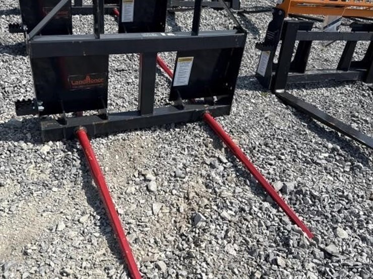 land-honor-skid-steer-bale-spear-image-1