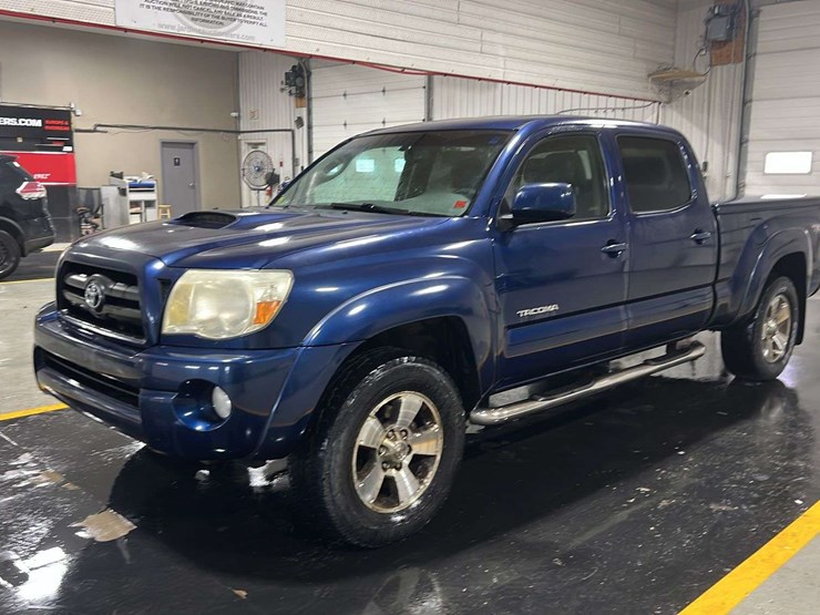 2007-toyota-tacoma-image-1