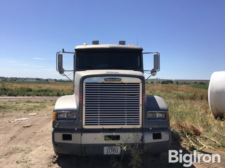 1991-freightliner-fld120-image-2