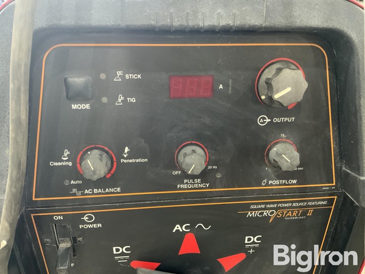 lincoln-electric-precision-tig-225-welder-image-10