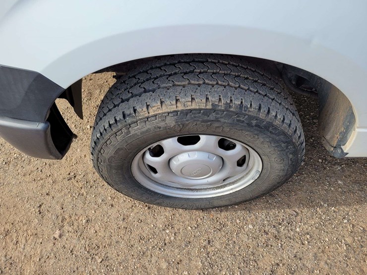 2011-ford-f150-image-13