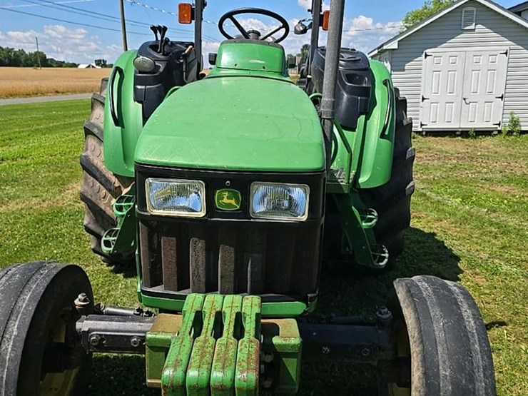 2005-john-deere-5320-image-33