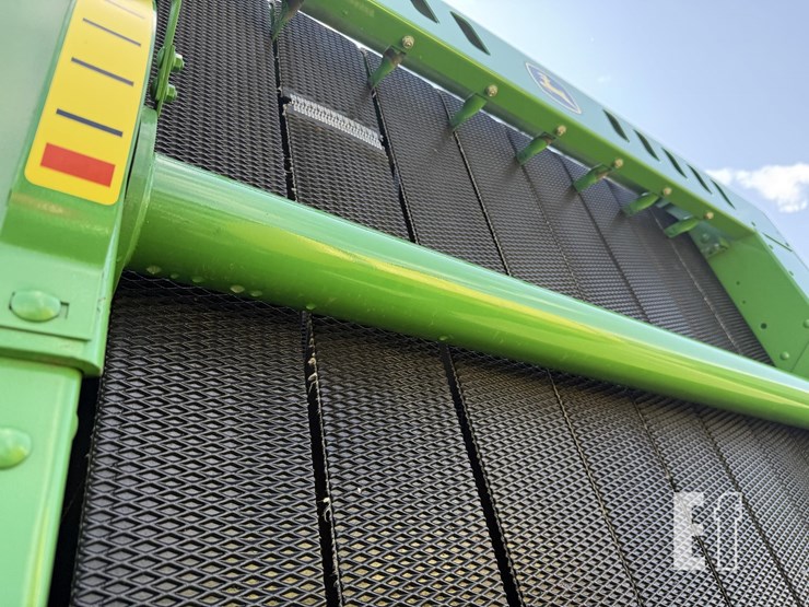 john-deere-568-image-30