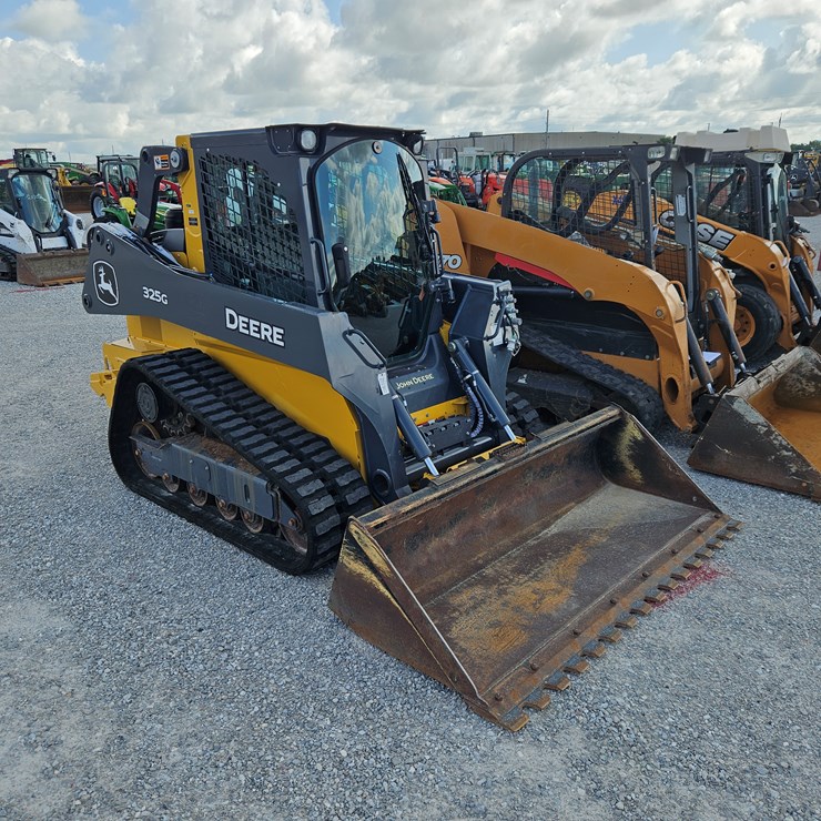 2022 DEERE 325G