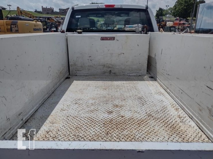 2019-ford-f350-image-25