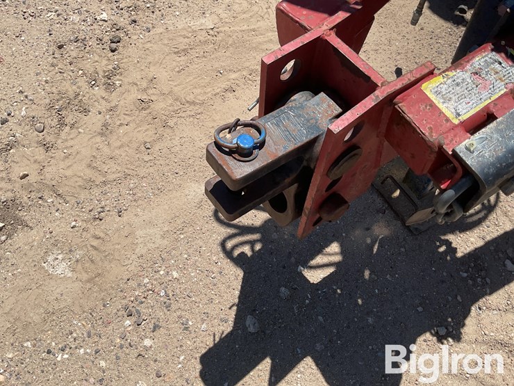 case-ih-2800-image-9