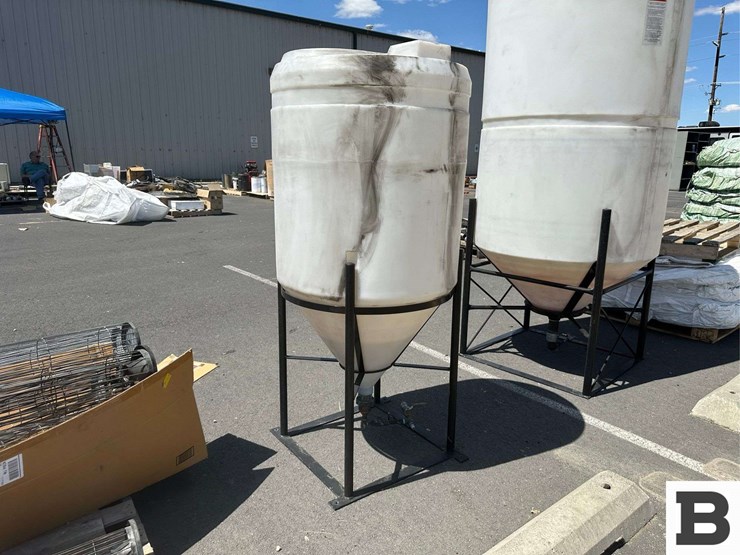 ace-roto-mold-115-gallon-vertical-tank-image-6