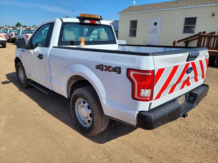 2017-ford-f150-image-5