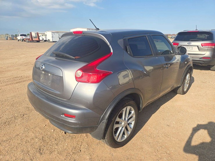 2014-nissan-juke-image-3