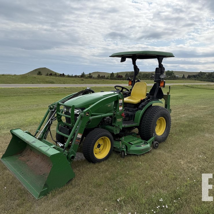 2010 JOHN DEERE 2720