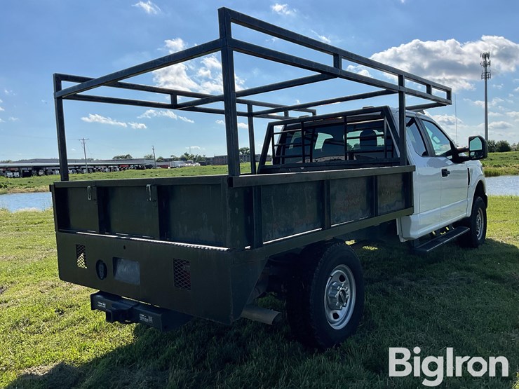 2021-ford-f350-image-5