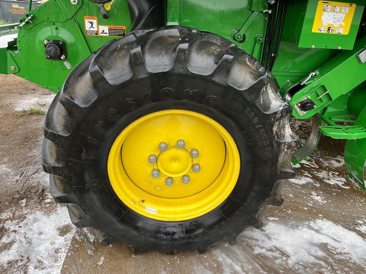 2011-john-deere-9770-sts-image-40
