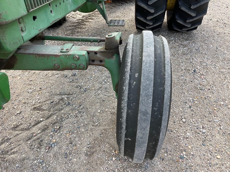 1981-john-deere-4240-image-11