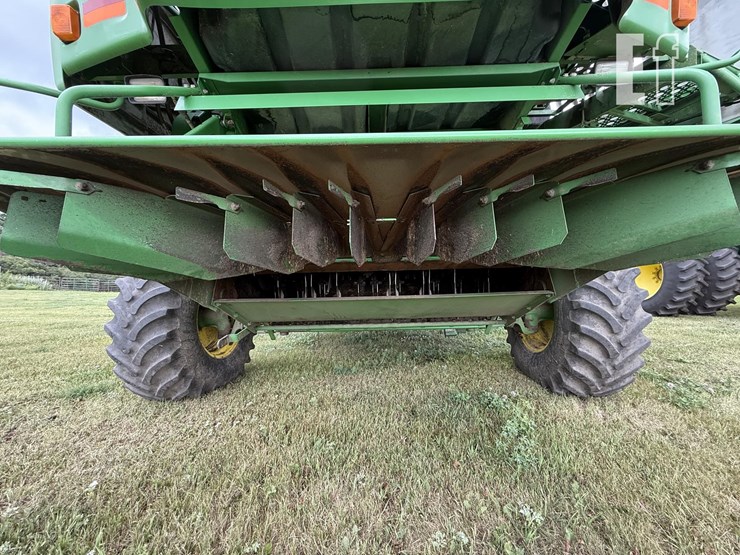 2003-john-deere-9750-image-25