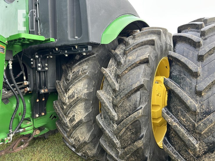 2017-john-deere-9620r-image-16